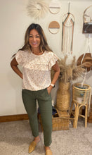 Load image into Gallery viewer, Olive pants / work wear / basics
