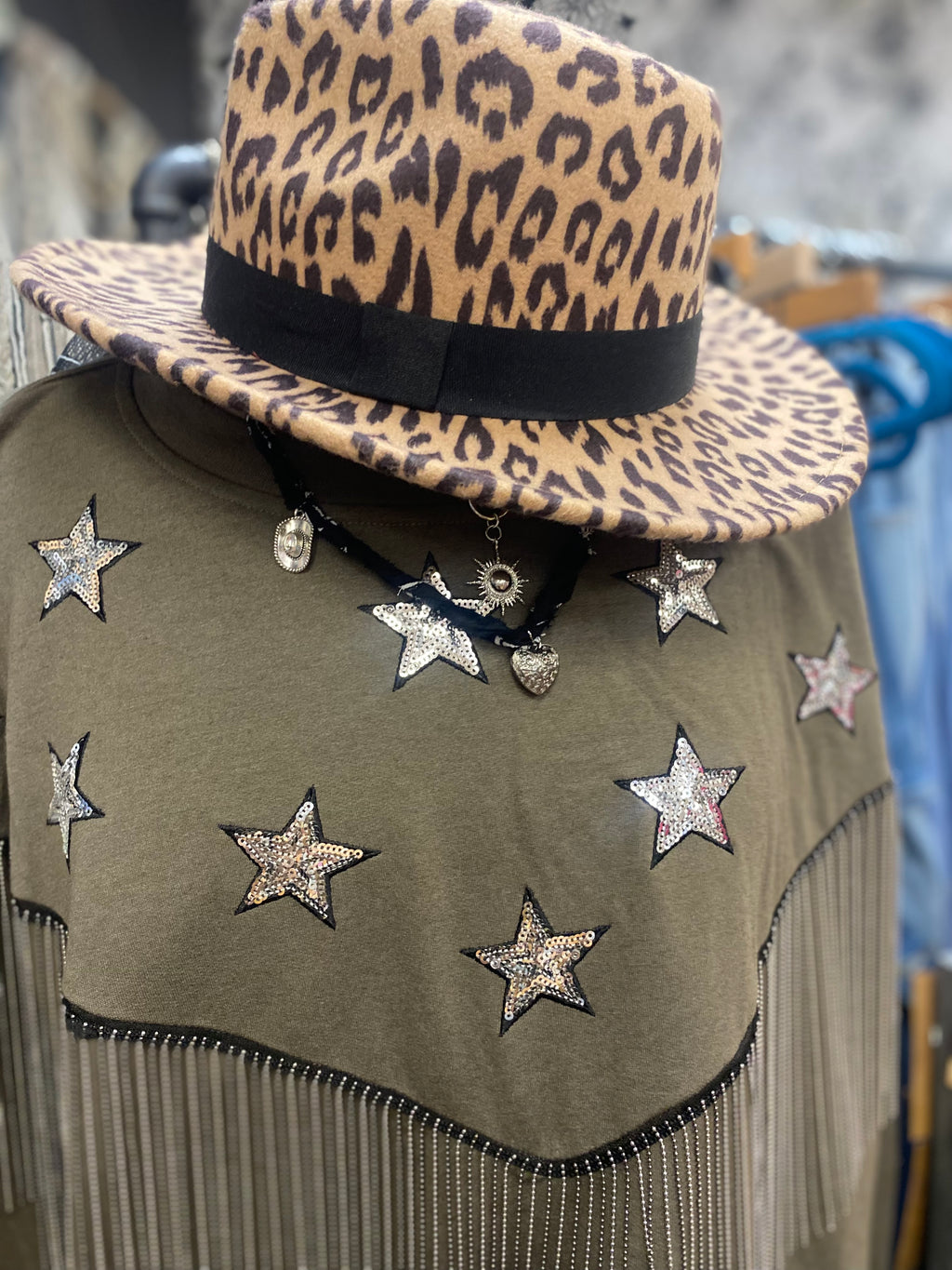 Leopard wide brim hat