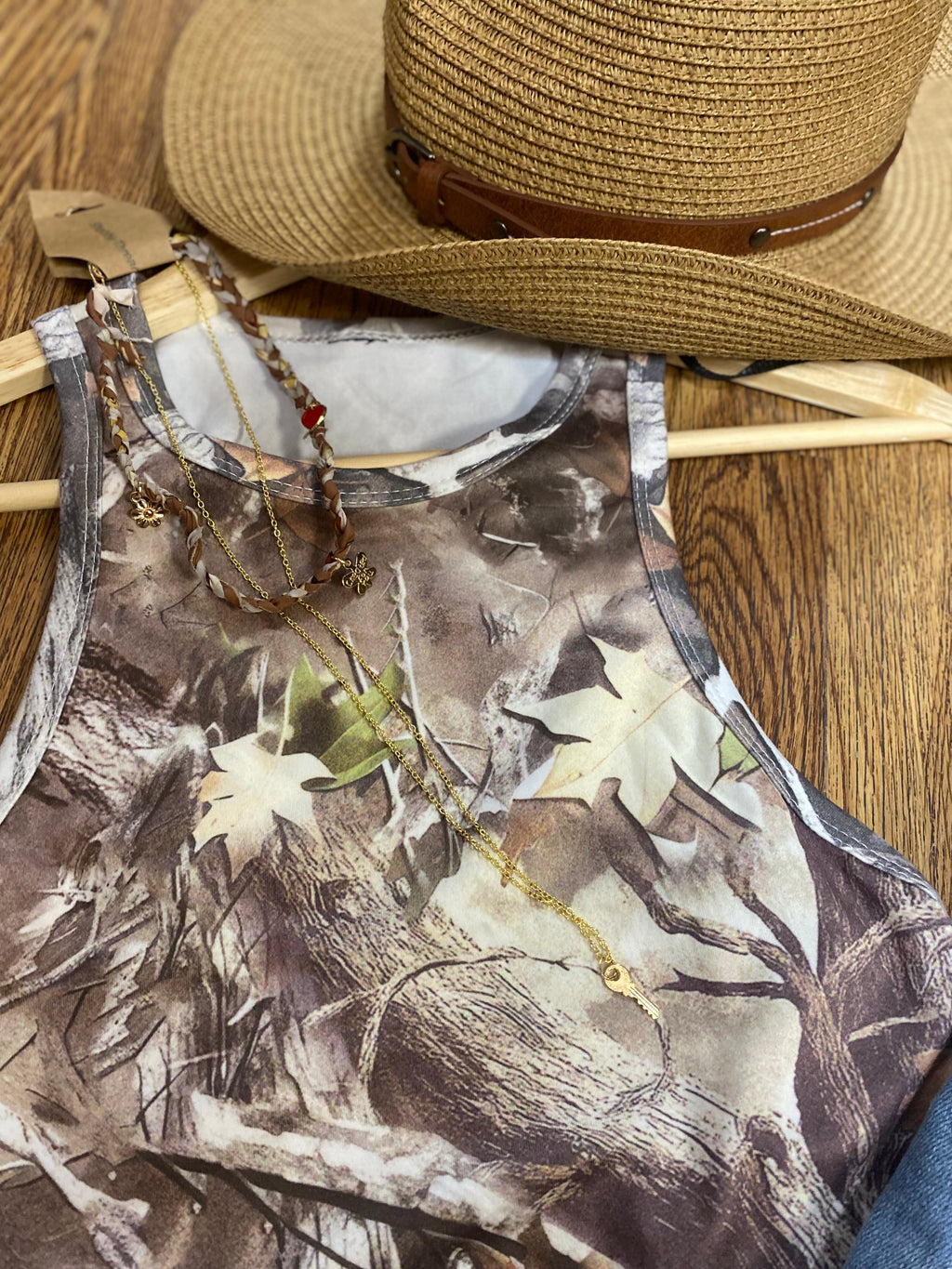 Mossy oak tank