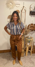 Load image into Gallery viewer, Mavrick top / brown striped/ basics / wear to work
