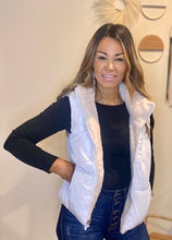 Load image into Gallery viewer, Magnolia cream and fur vest
