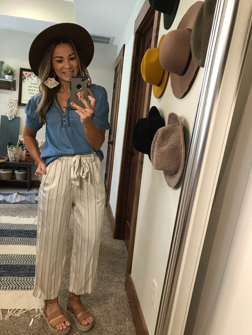 Cassidy Cropped pin striped pants