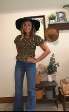 Load image into Gallery viewer, Flare denim pants/jeans
