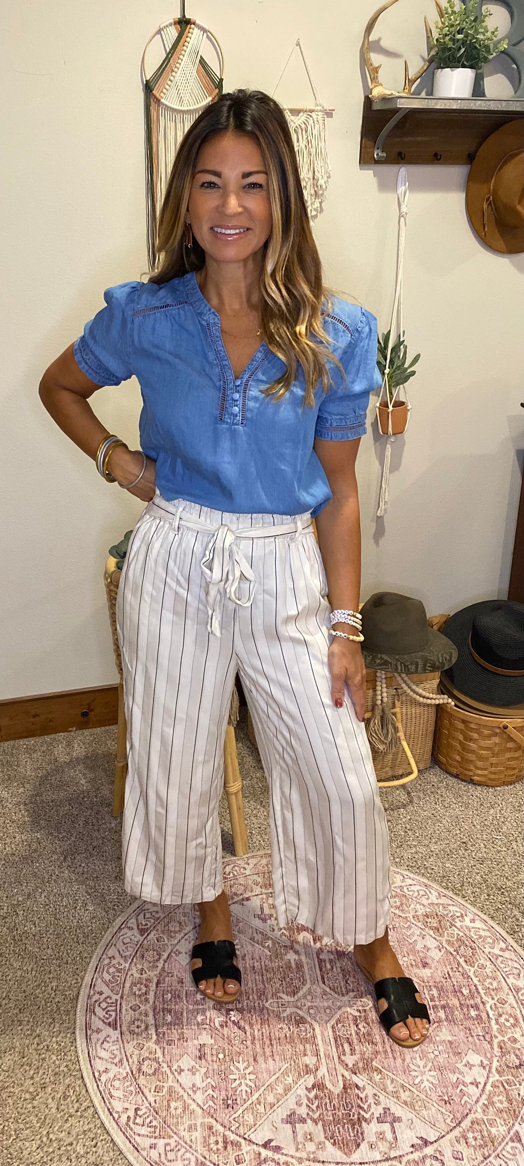 Cassidy Cropped pin striped pants