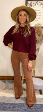 Load image into Gallery viewer, Vinnie pullover/ sweater
