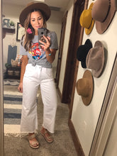 Load image into Gallery viewer, Cropped raw hem jeans/ pants/ white pants
