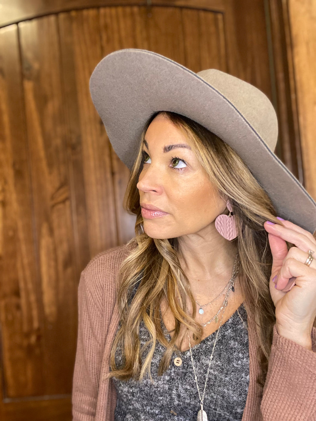 Mauve heart earrings