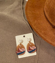 Load image into Gallery viewer, Midwest earrings
