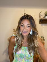 Load image into Gallery viewer, The Ash earrings
