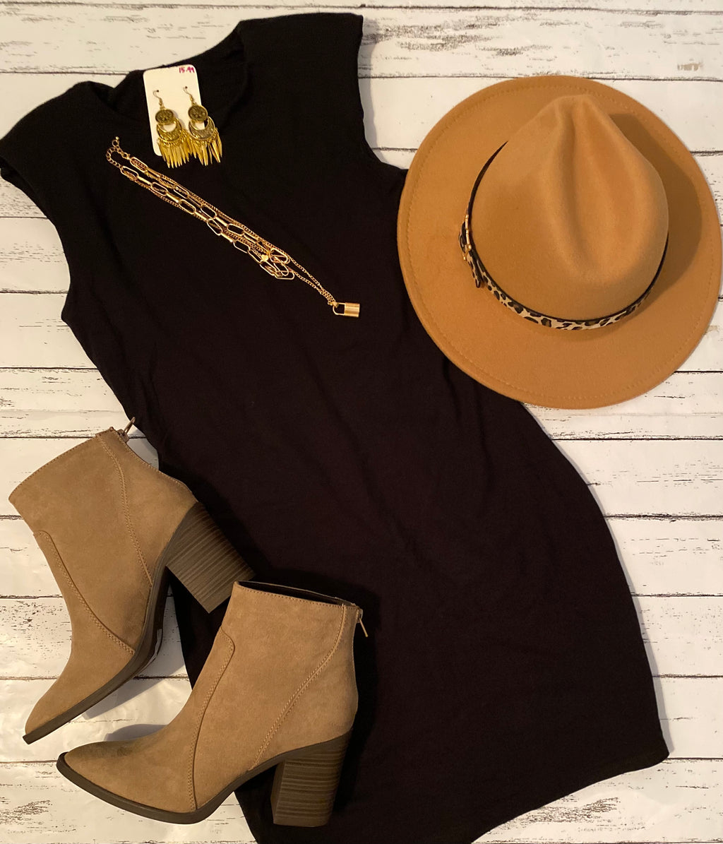 Andie everyday black dress