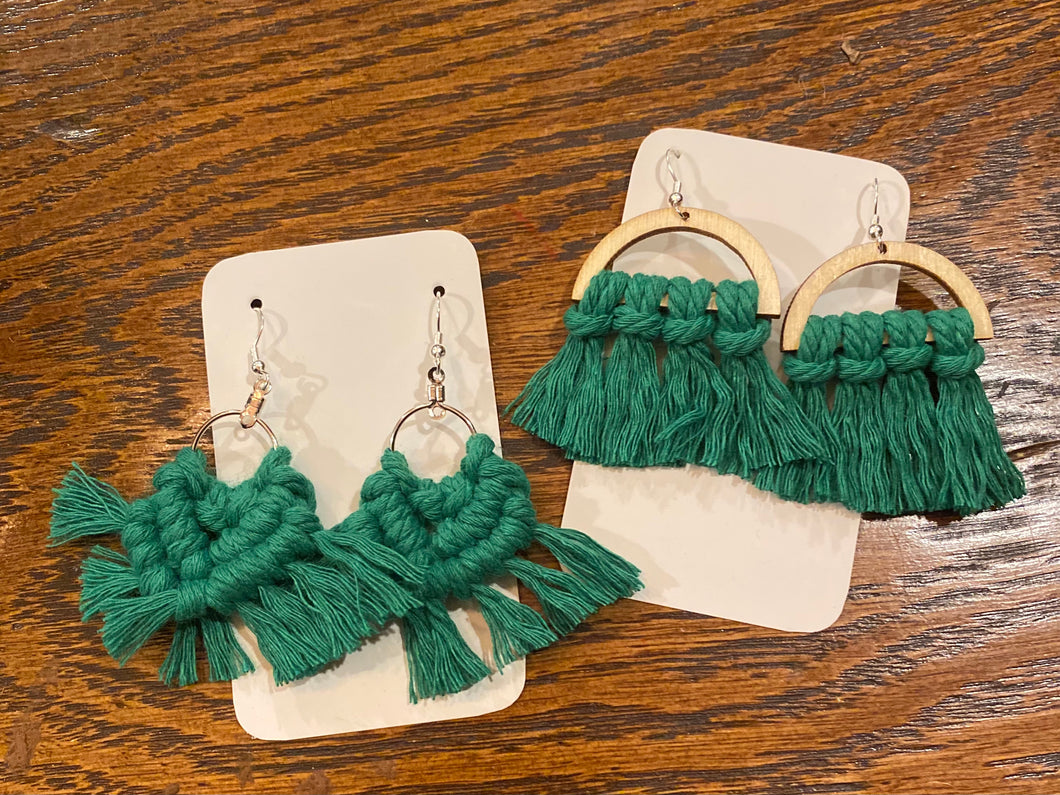 Kelly green macrame earrings