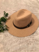 Load image into Gallery viewer, Beige or gray felt hat
