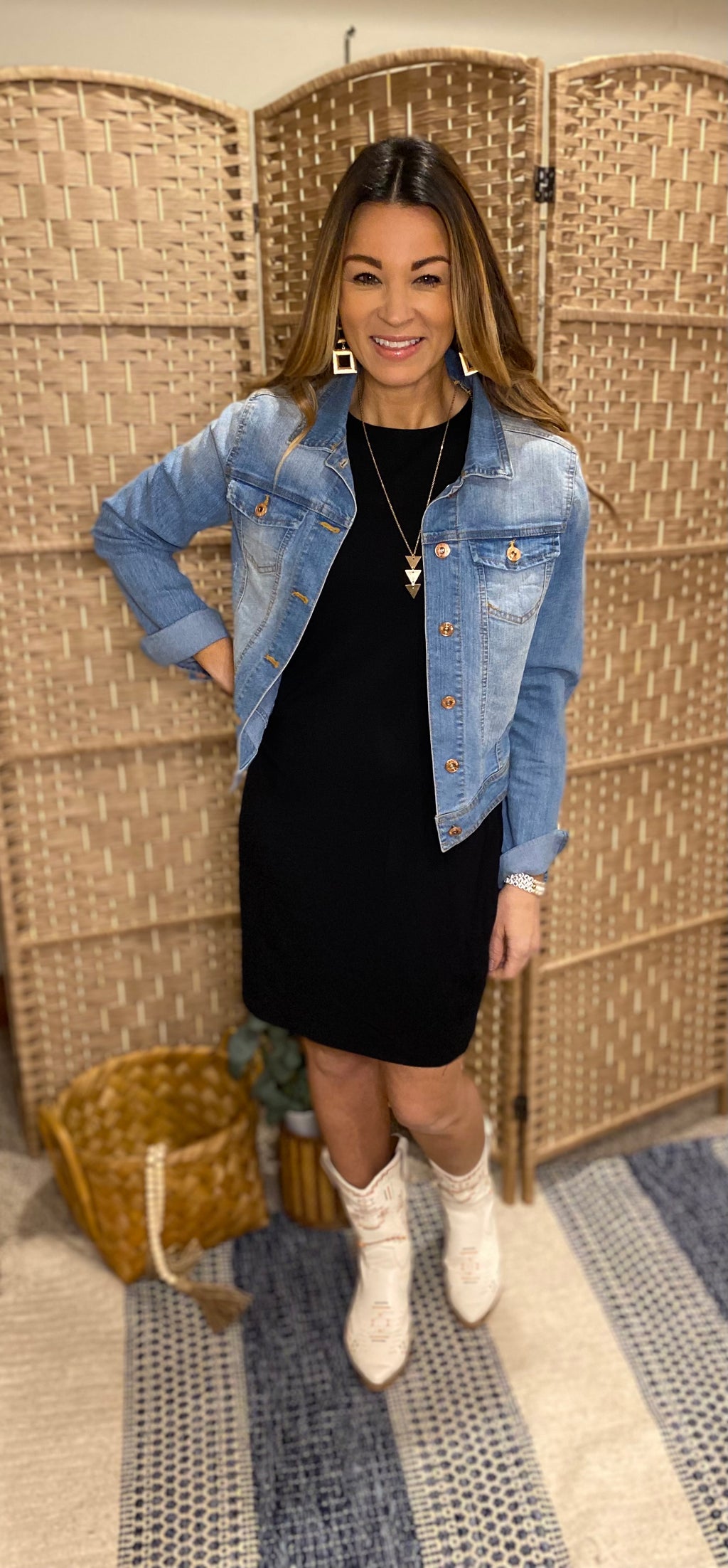 Andie everyday black dress