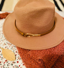 Load image into Gallery viewer, OLIE hat
