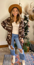 Load image into Gallery viewer, Arty brown knit cardigan
