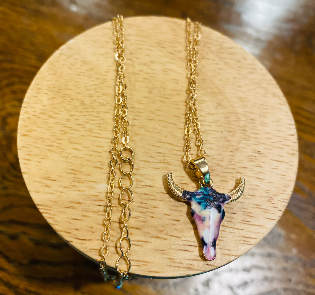 Bull horns necklace/ concert vibes