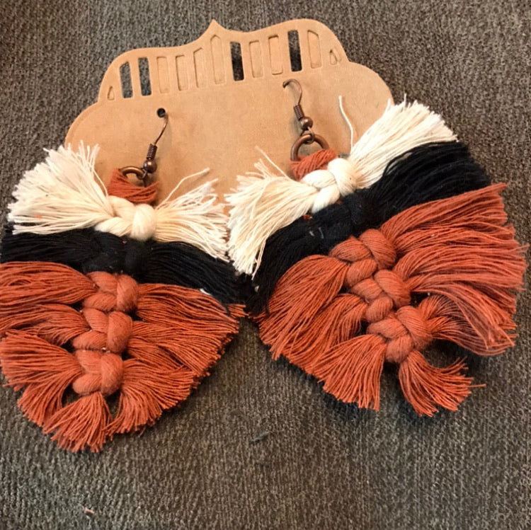 Macrame mixed color earrings