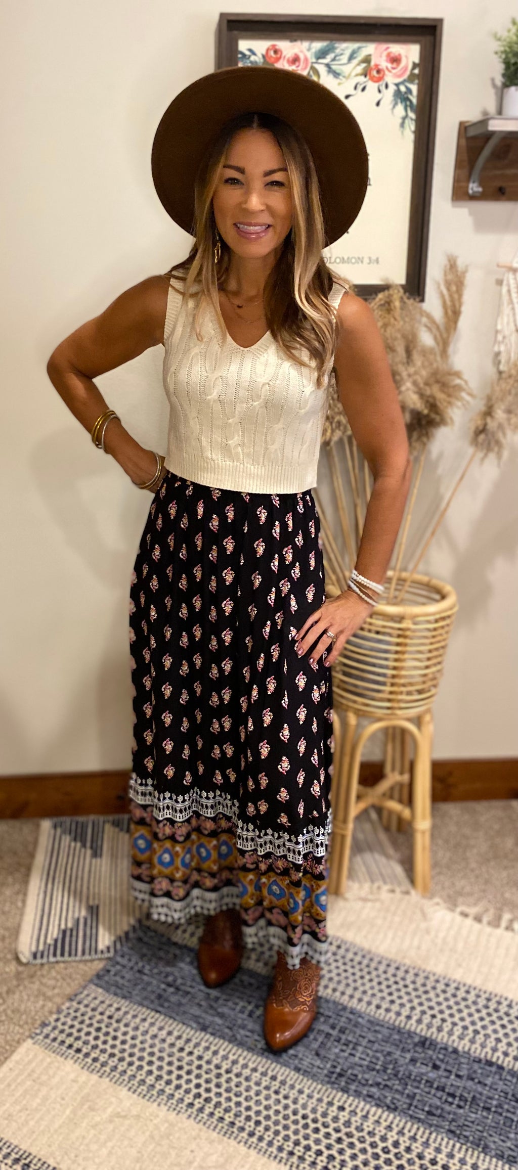 Andy black floral skirt