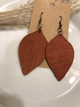 Load image into Gallery viewer, Joanna Gaines inspired
